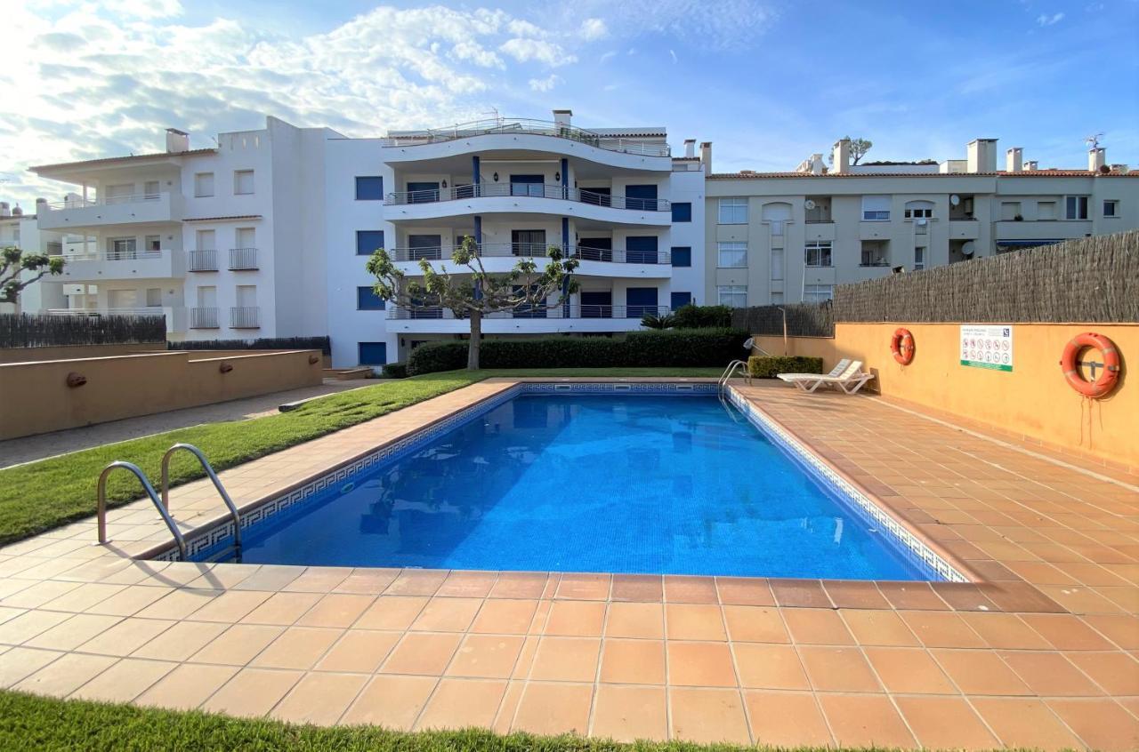 Apartament Vip Nautic Ля Эскала Экстерьер фото